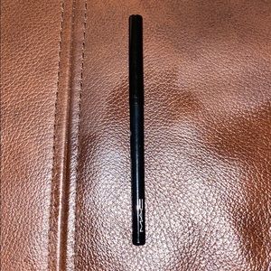 MAC Technakohl liner in graphblack